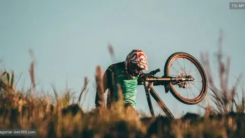 荷兰欧预赛残阵复仇之旅充满挑战，法国完胜悬念揭晓。